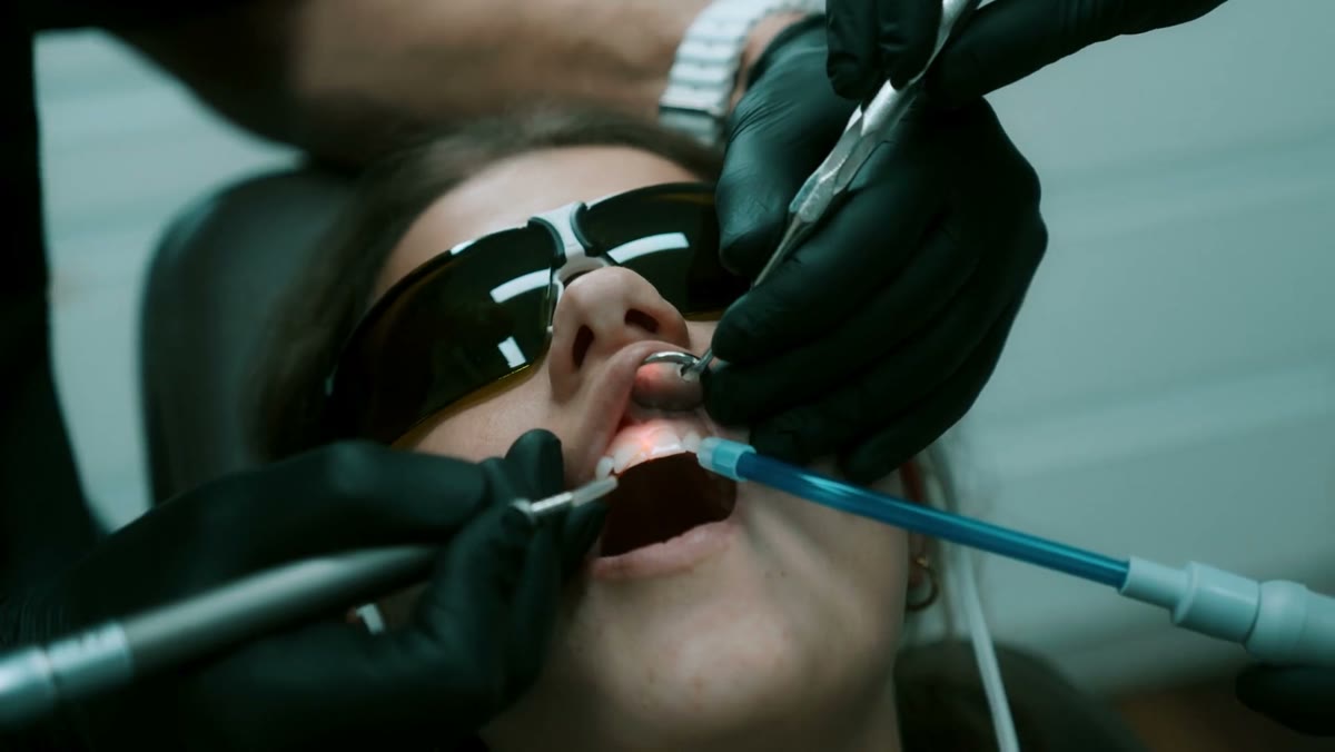Parodontologie: Laserbehandlung des Zahnfleischs