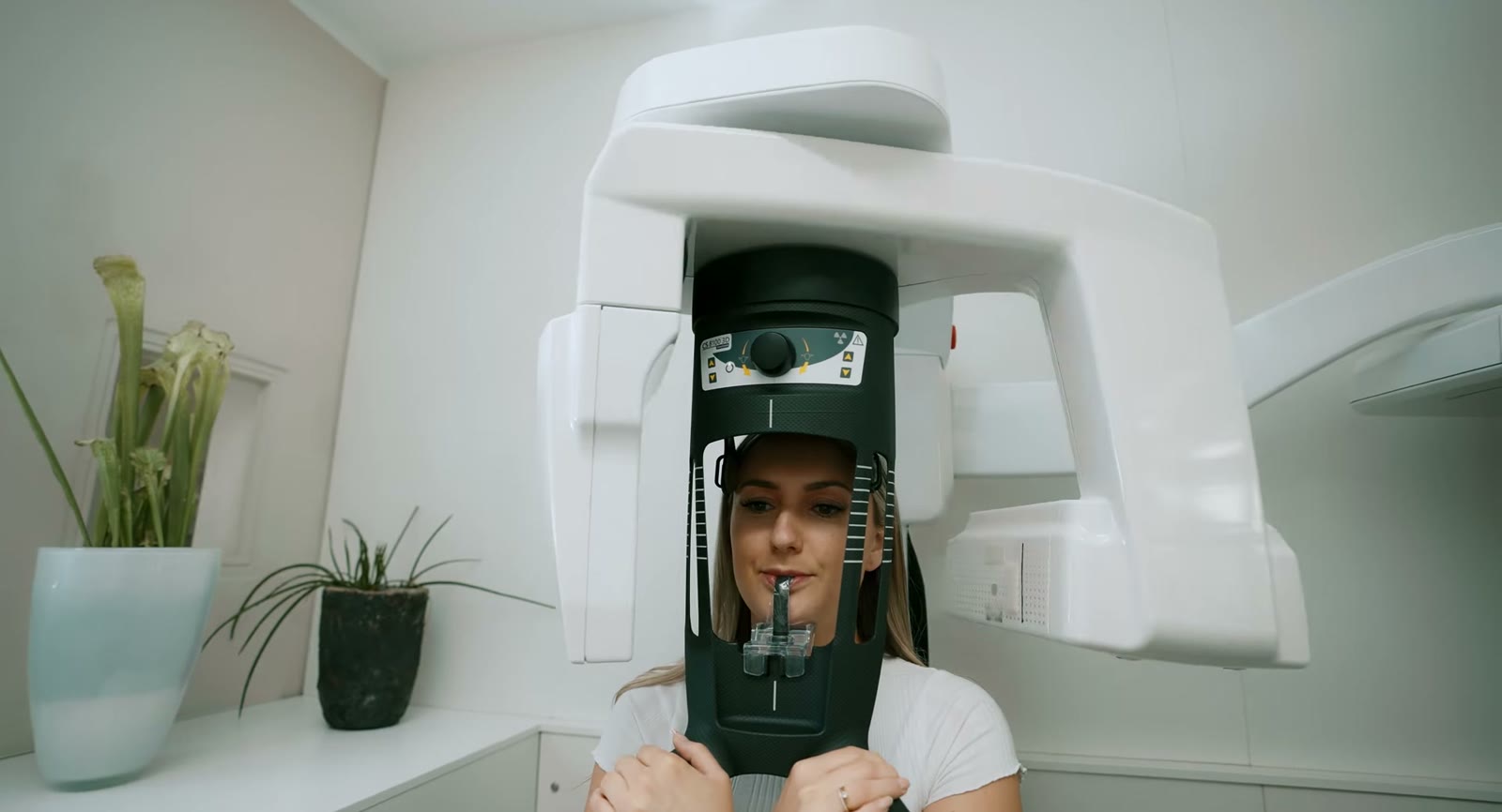 3D-Röntgenaufnahme in der Praxisklinik Dr. Schmid